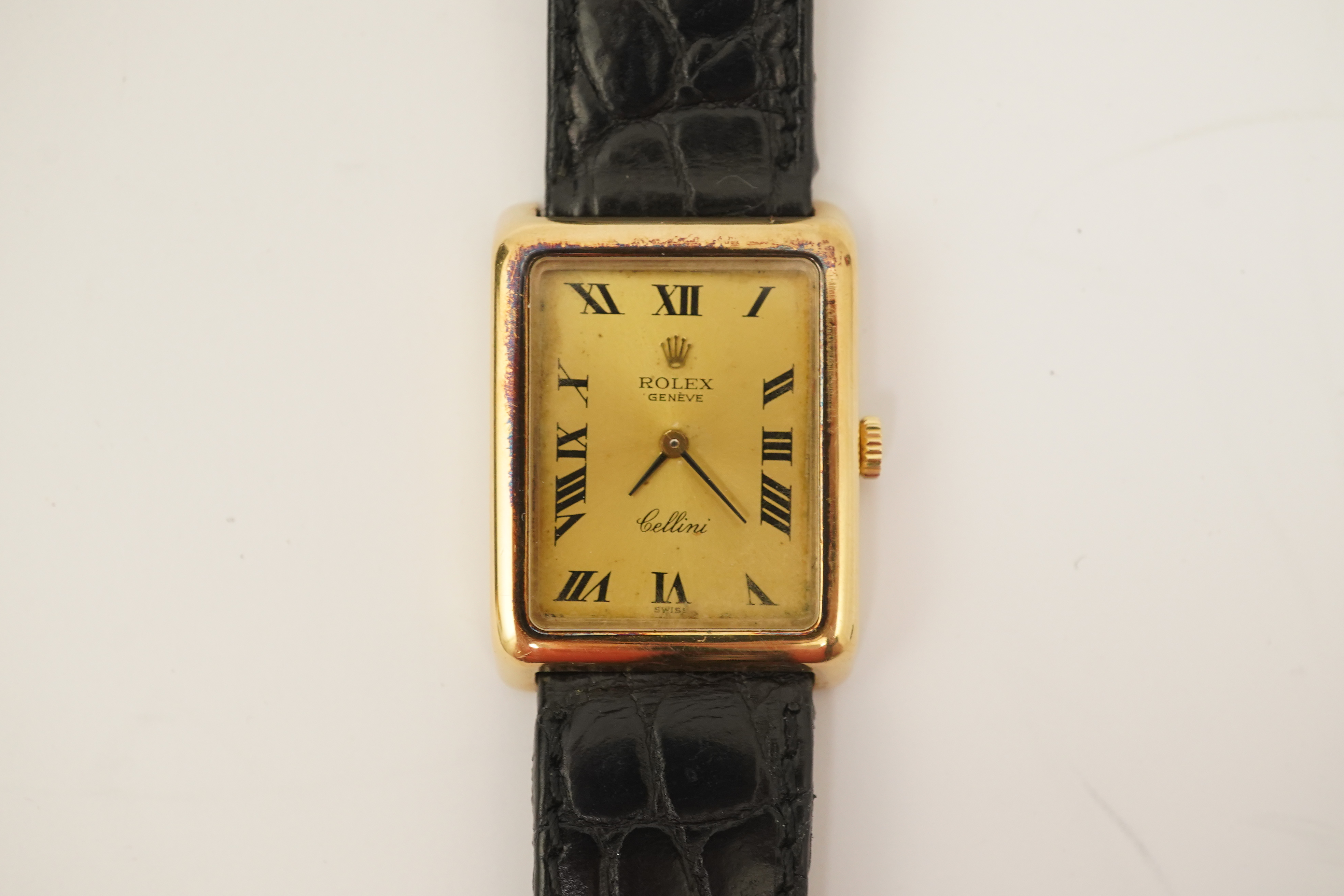 A gentleman's 18ct gold Rolex Cellini manual wind wrist watch